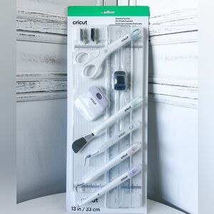 Cricut Crafting Tool Set - White and Lavender